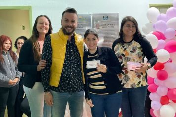 Foto - Dia das mães para as mães da Creche