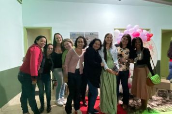 Foto - Dia das mães para as mães da Creche