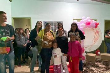 Foto - Dia das mães para as mães da Creche