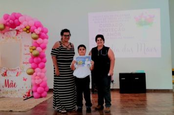 Foto - Homenagiando todas as mamães pelo o 