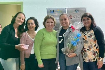 Foto - Dia das mães para as mães da Creche