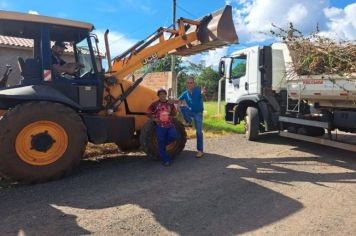 Limpeza das Ruas e Avenidas da cidade de Campos Novos Paulista 