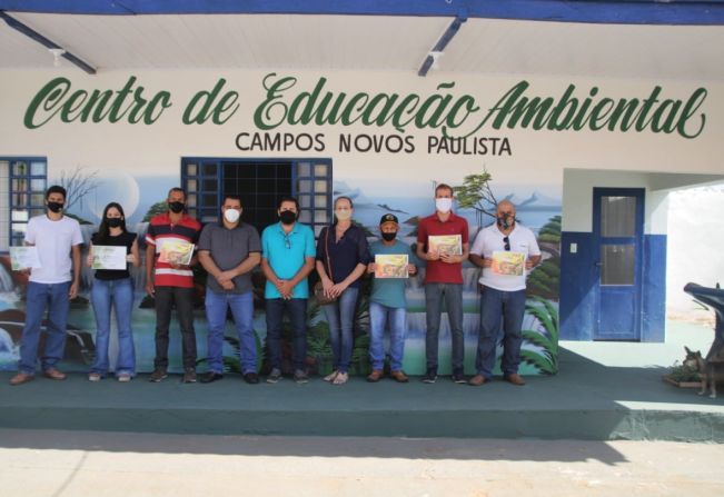 Curso de poda de arvores.