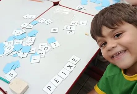 Descobrindo o Mundo das Palavras