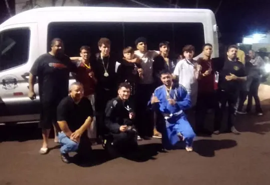 Atletas de Jiu-Jitsu representam o município em evento em Cândido Mota
