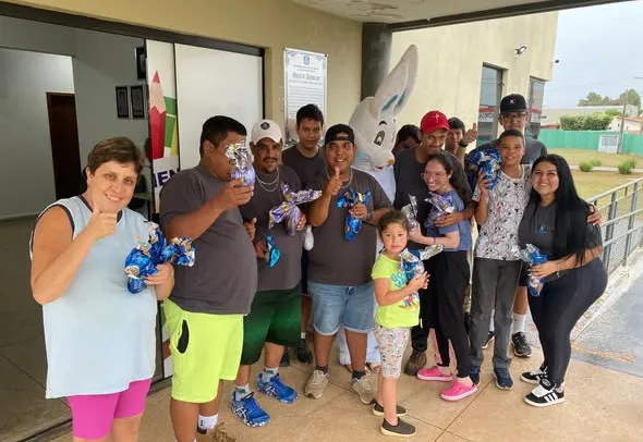 Páscoa de amor e inclusão na APAE  