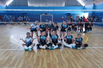 Sub-14 de Campos Novos Paulista é campeã da Copa Derb Vôlei!
